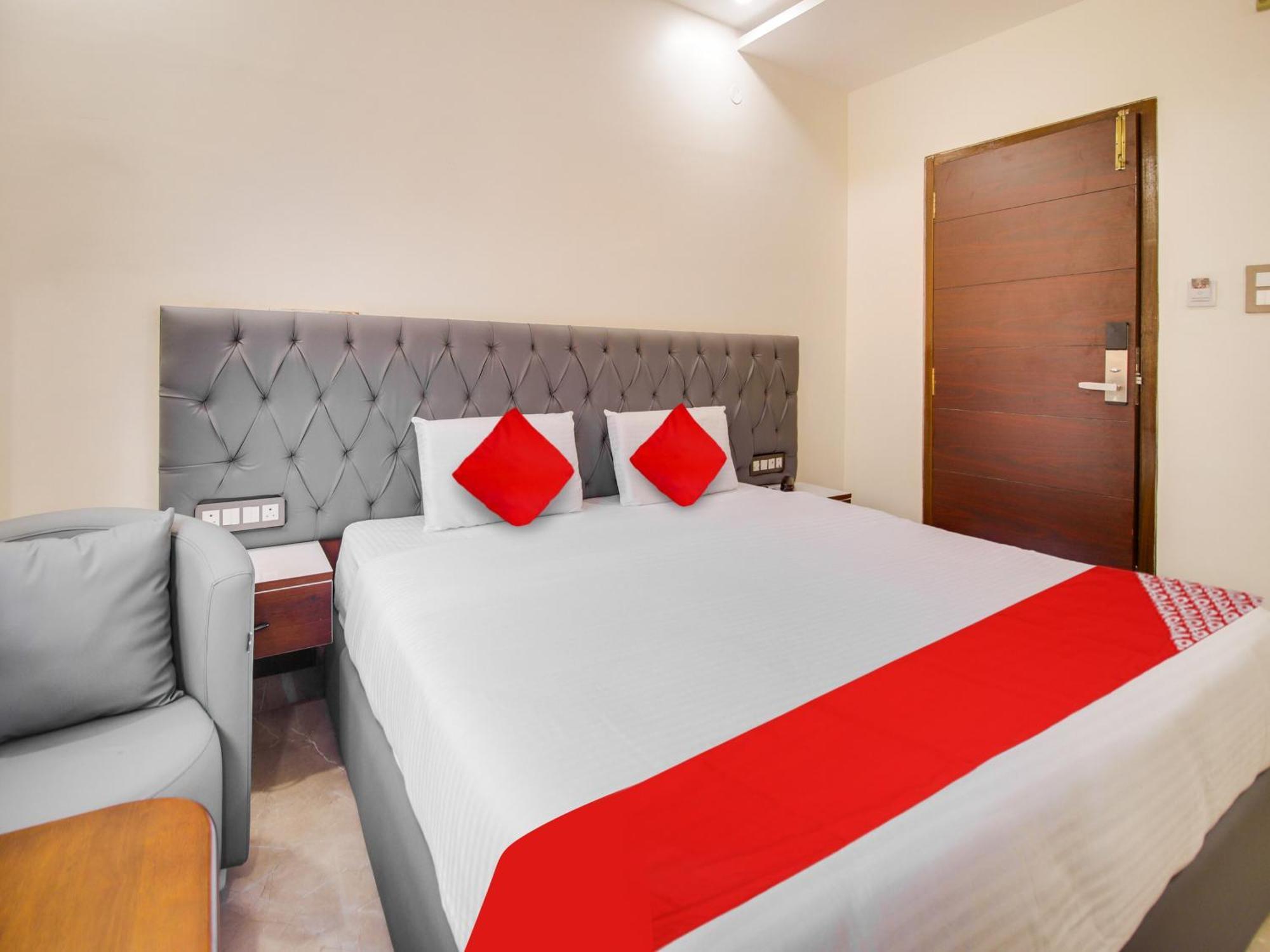 Hotel O Rr Residency Khammam Eksteriør billede