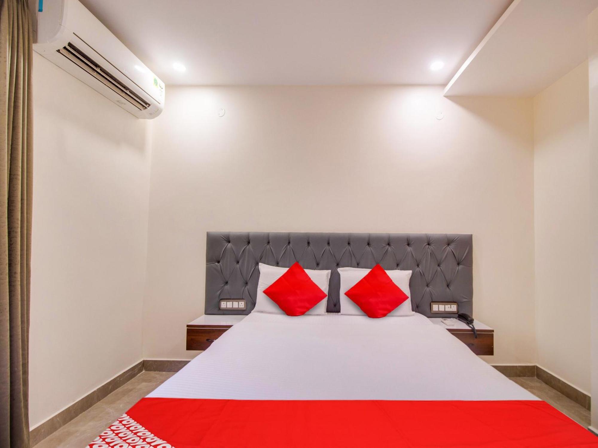 Hotel O Rr Residency Khammam Eksteriør billede
