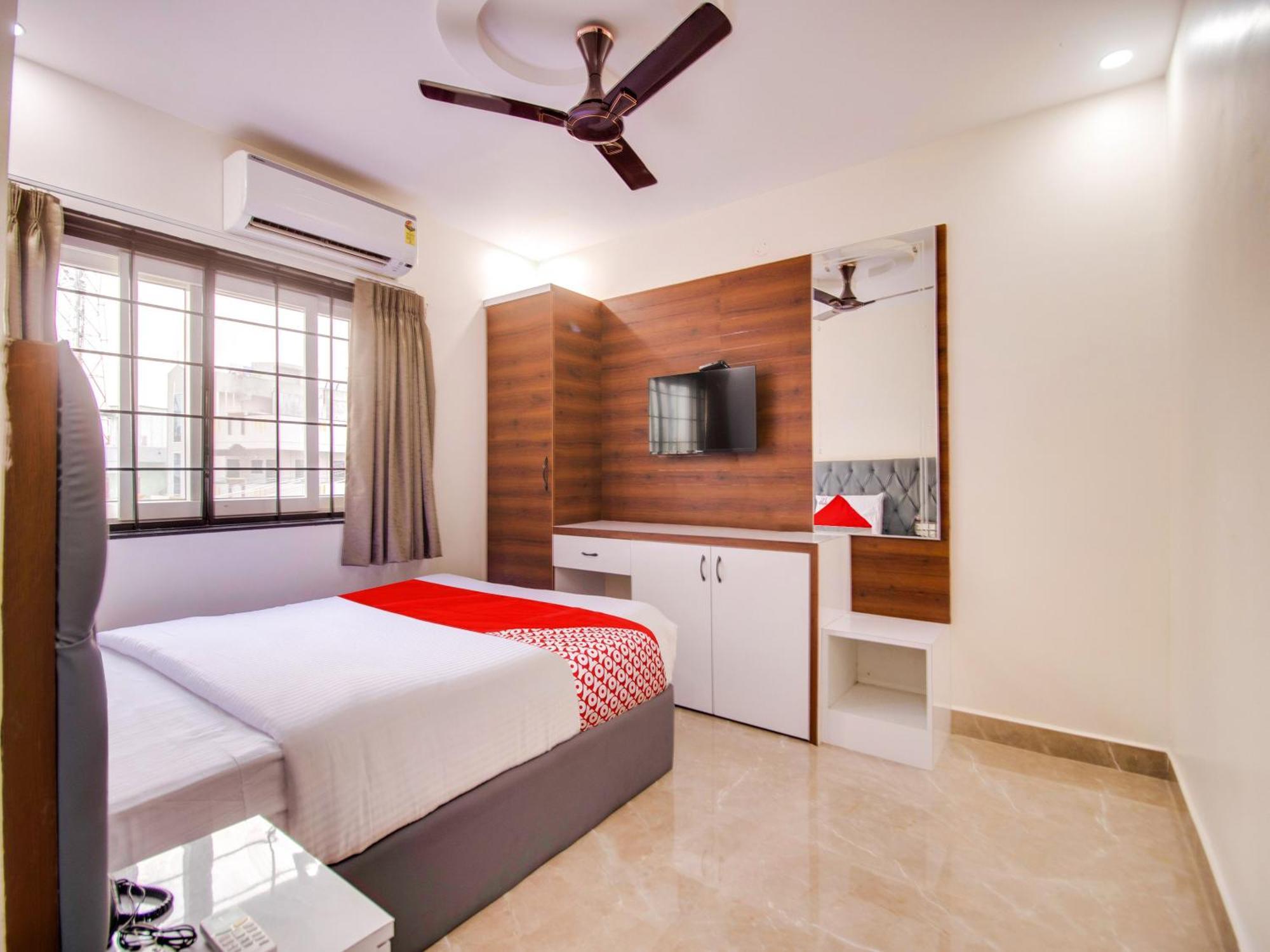 Hotel O Rr Residency Khammam Eksteriør billede