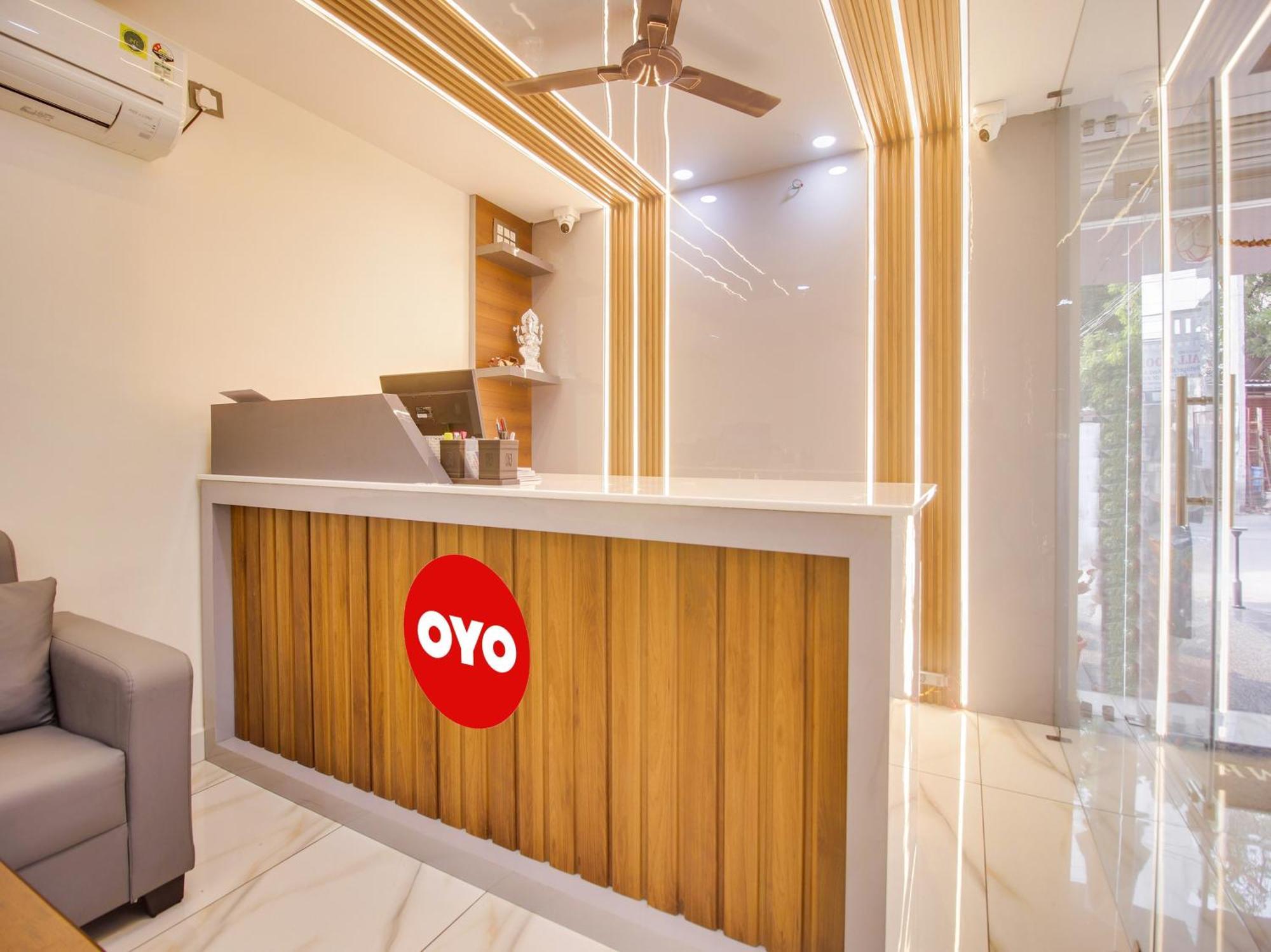 Hotel O Rr Residency Khammam Eksteriør billede