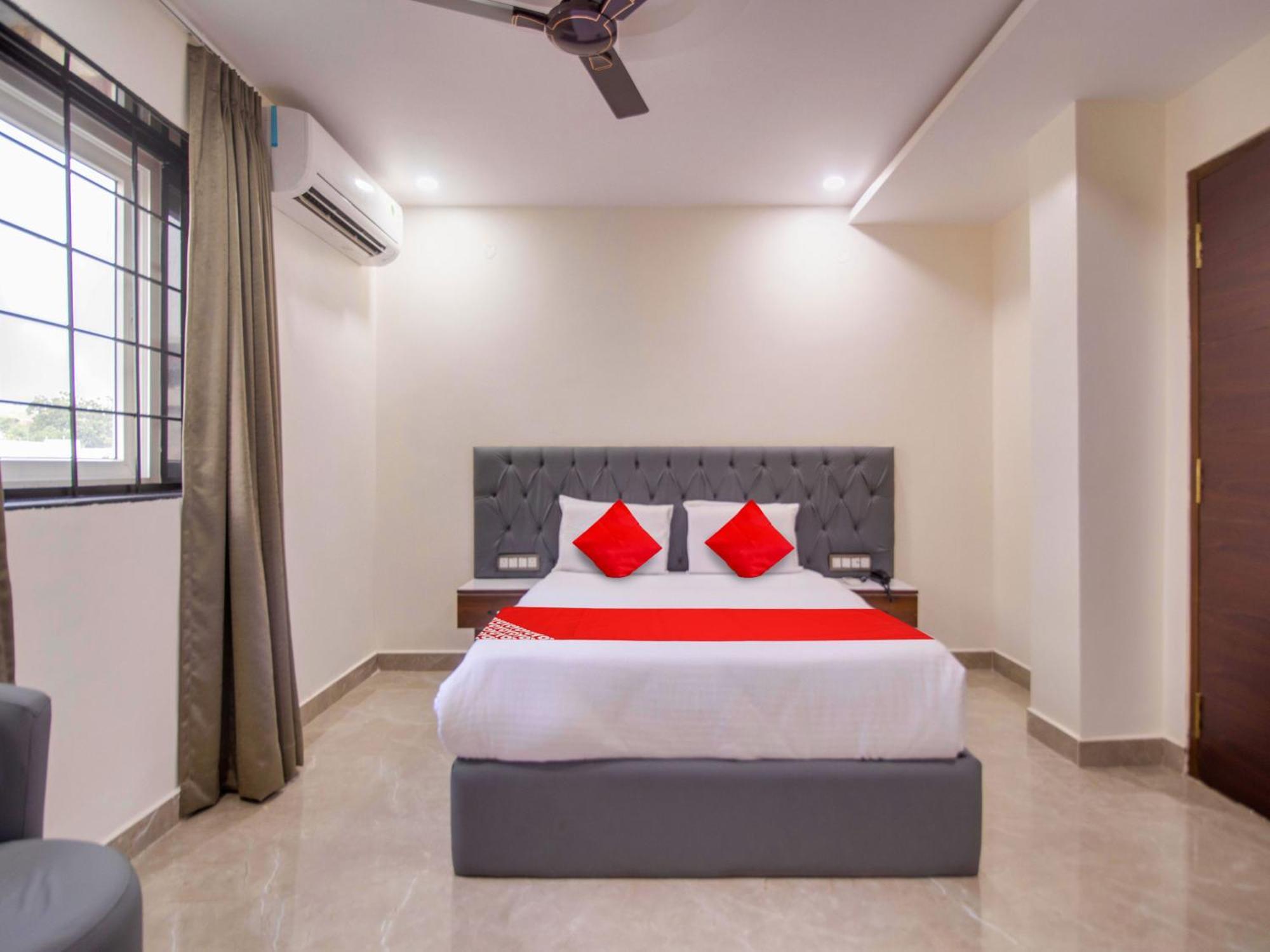 Hotel O Rr Residency Khammam Eksteriør billede
