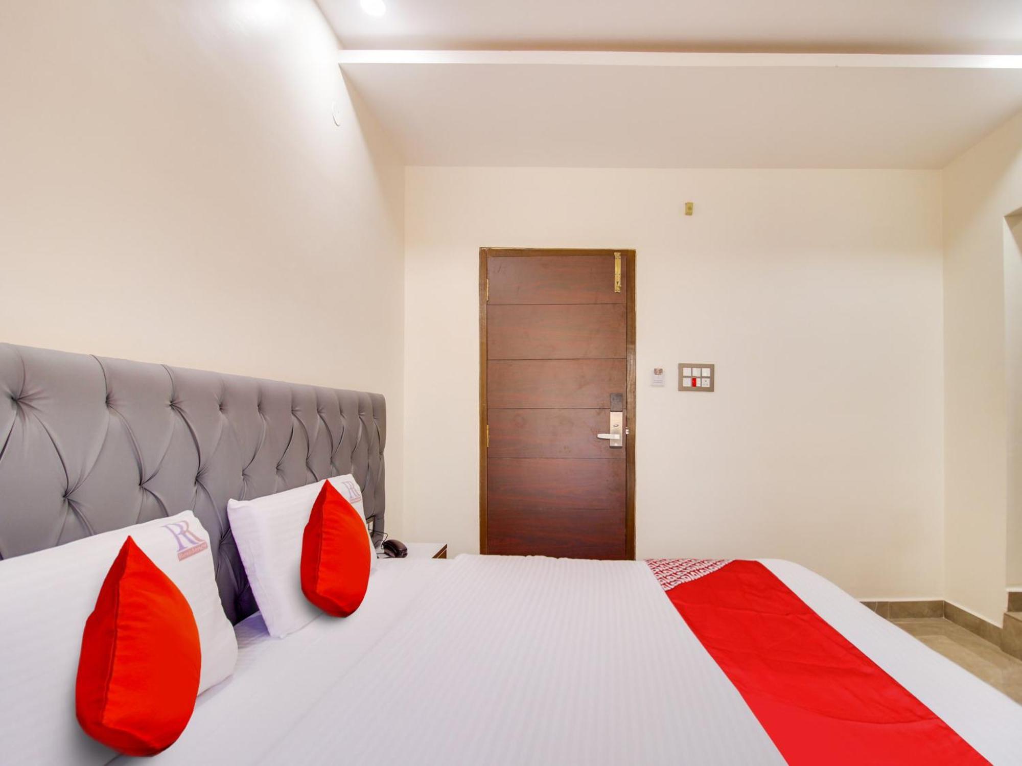 Hotel O Rr Residency Khammam Eksteriør billede